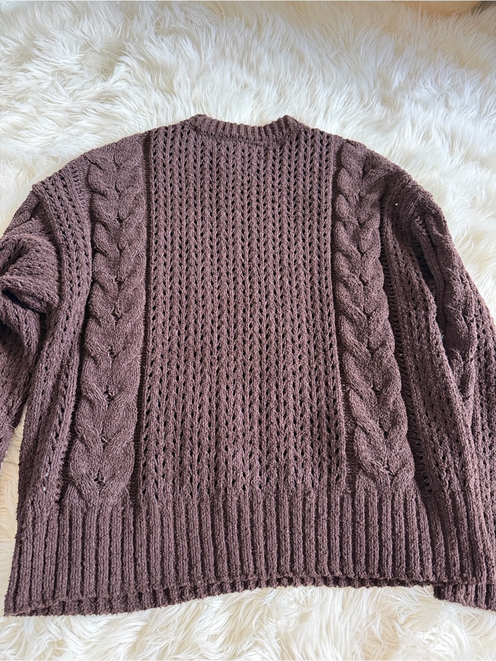 Abercrombie & Fitch Chocolate Cable Knit Crewneck Sweater - Picture 11 of 13